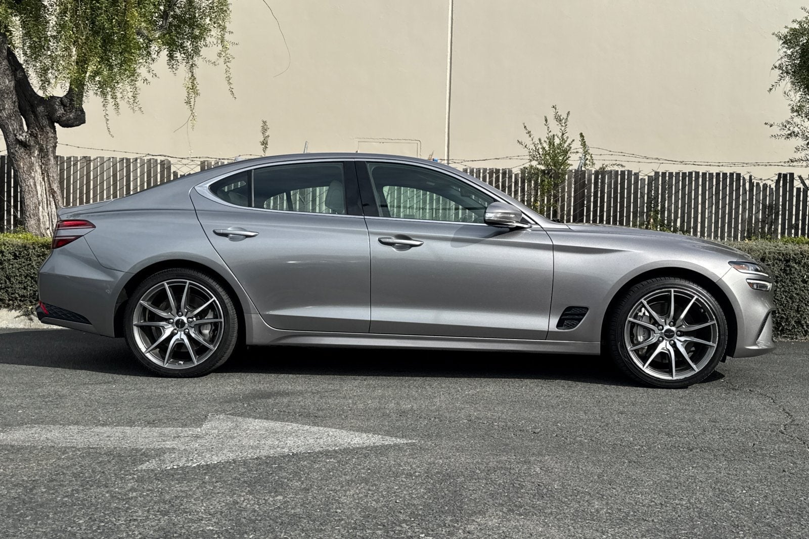 2024 Genesis G70 2.5T