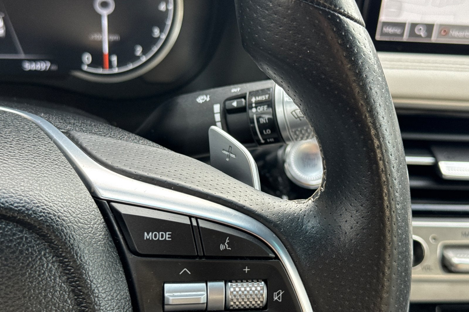 2024 Genesis G70 2.5T