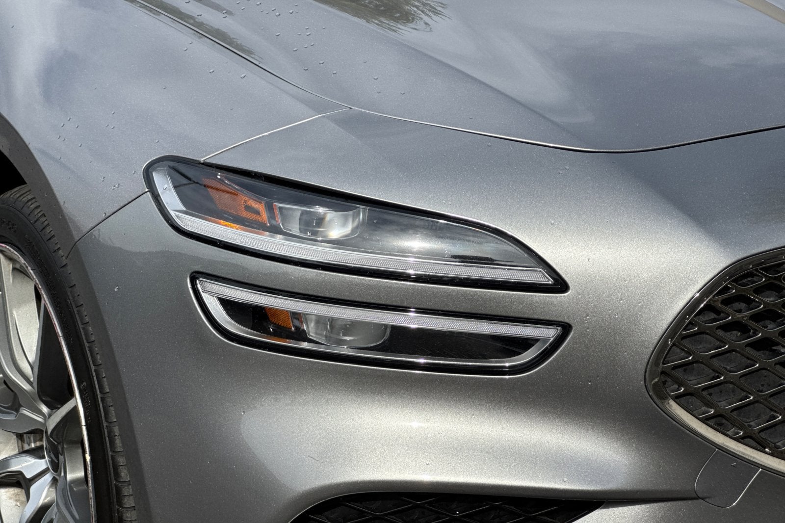 2024 Genesis G70 2.5T
