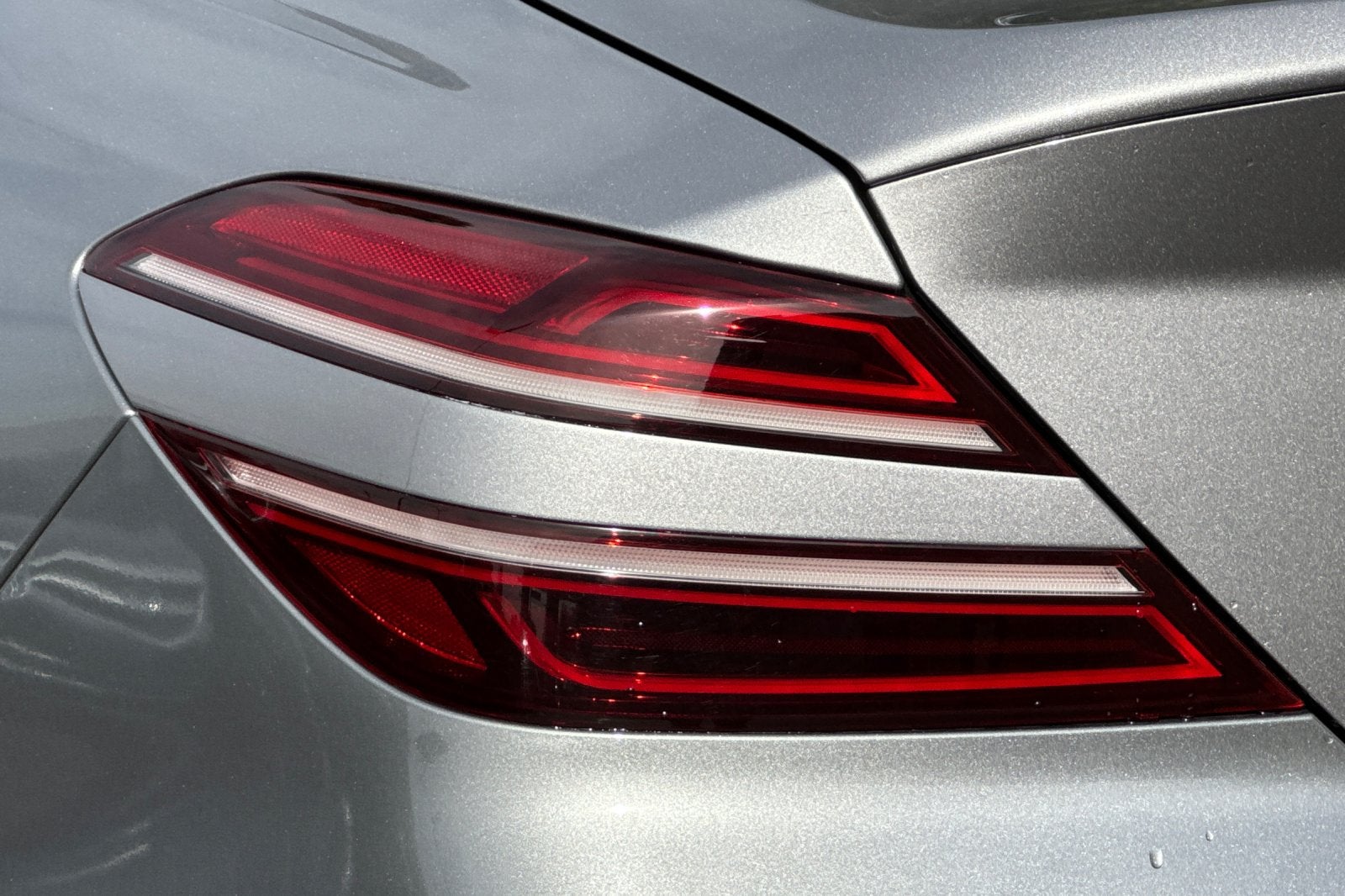 2024 Genesis G70 2.5T