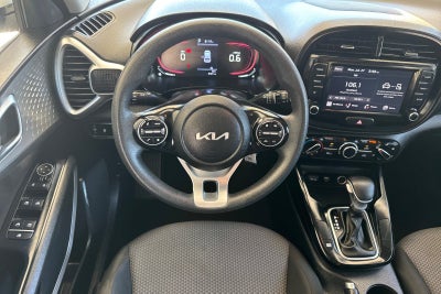 2023 Kia Soul LX TECHNOLOGY
