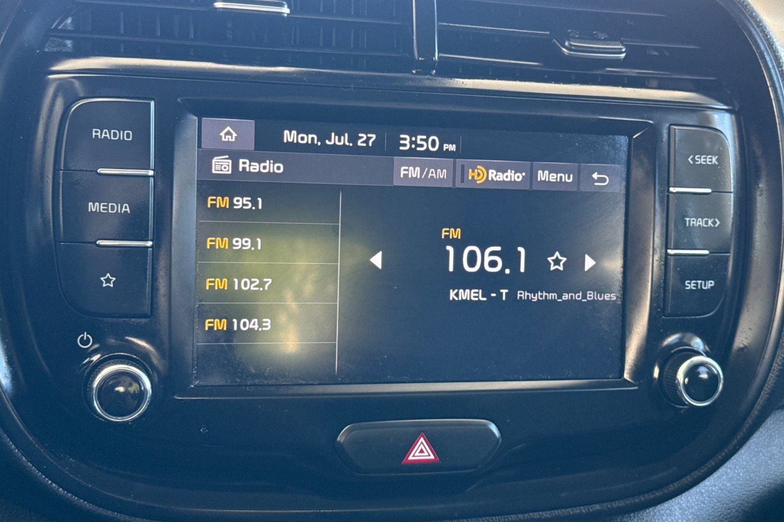 2023 Kia Soul LX TECHNOLOGY
