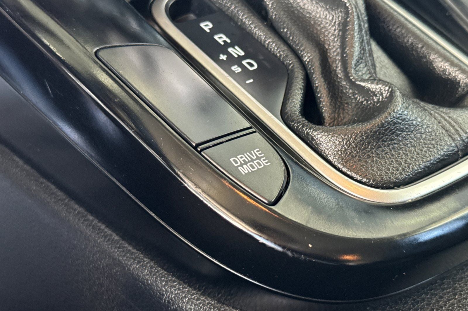 2023 Kia Soul LX TECHNOLOGY