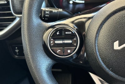 2023 Kia Soul LX TECHNOLOGY