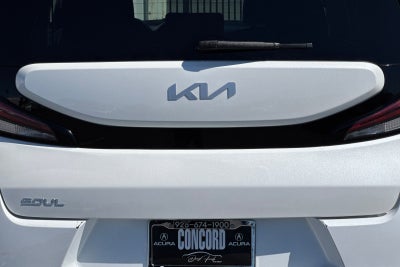 2023 Kia Soul LX TECHNOLOGY