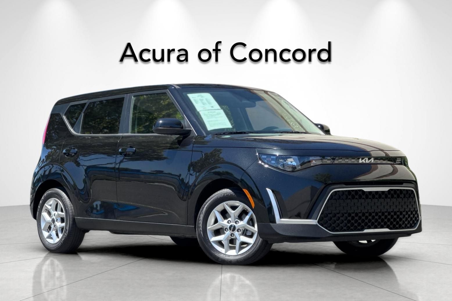 2025 Kia Soul LX TECHNOLOGY