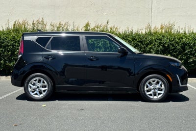 2025 Kia Soul LX TECHNOLOGY