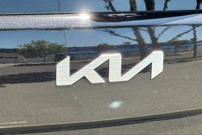 2025 Kia Soul LX TECHNOLOGY