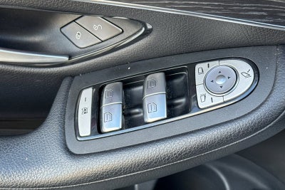 2022 Mercedes-Benz GLC GLC 300 CLC 300