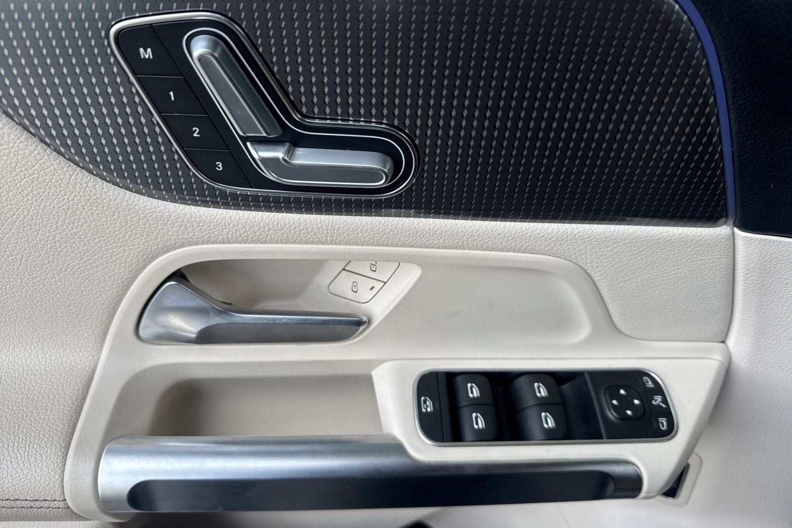 2022 Mercedes-Benz GLB GLB 250