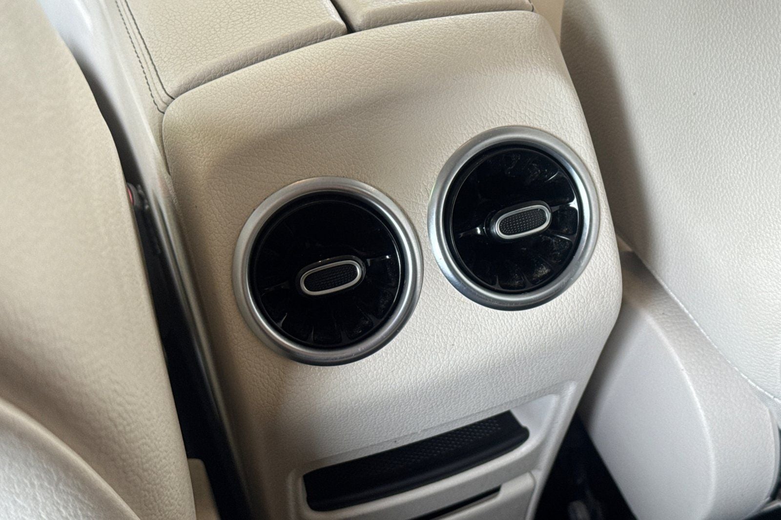 2022 Mercedes-Benz GLB GLB 250