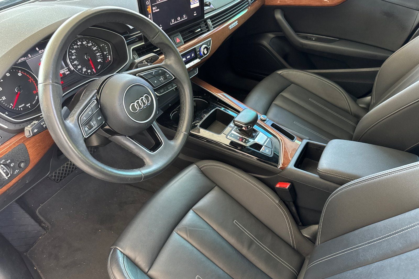 2022 Audi A4 40 Premium quattro