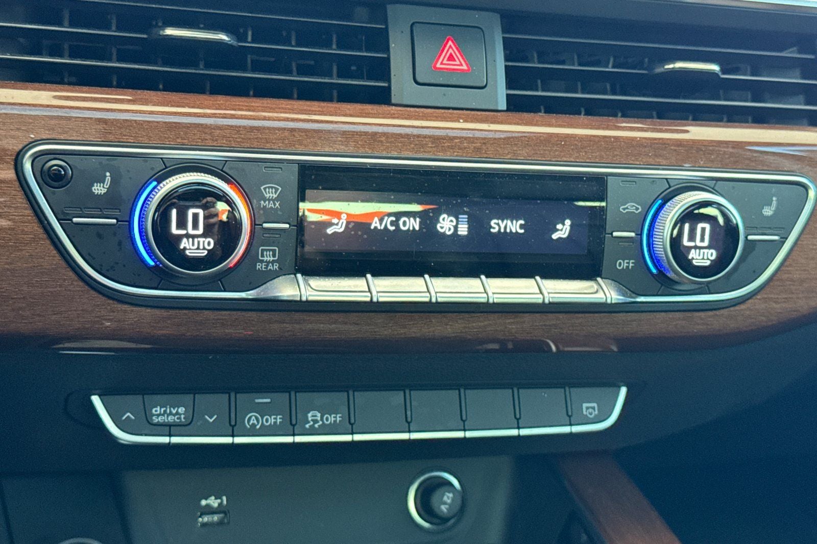 2022 Audi A4 40 Premium quattro