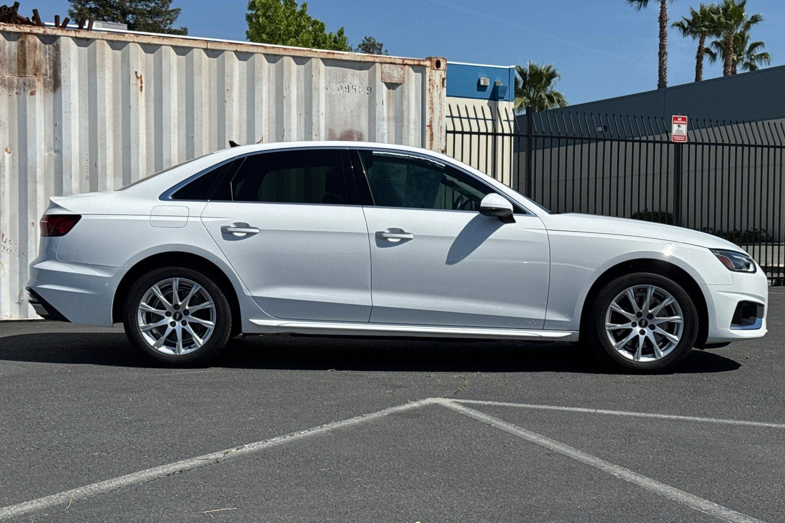2022 Audi A4 40 Premium quattro