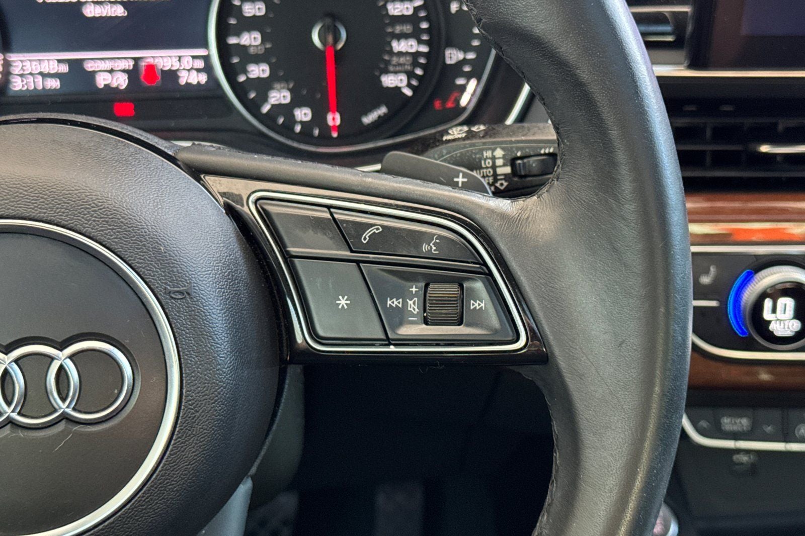 2022 Audi A4 40 Premium quattro