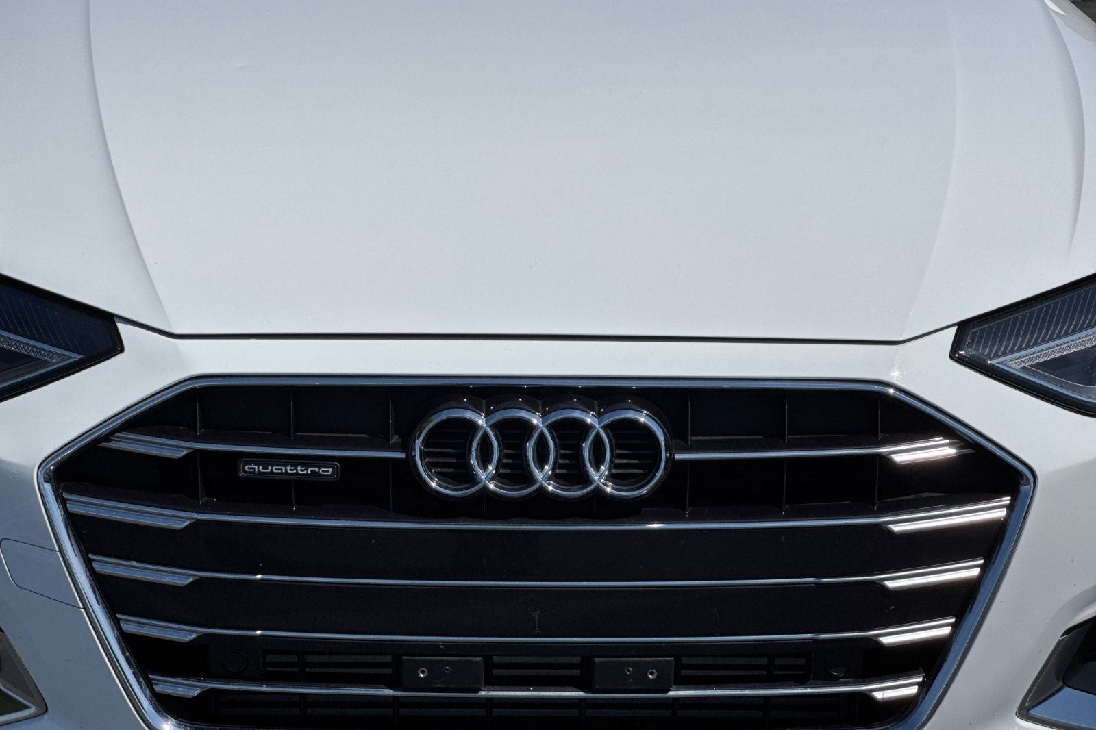2022 Audi A4 40 Premium quattro