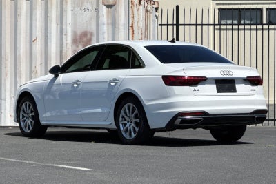 2022 Audi A4 40 Premium quattro
