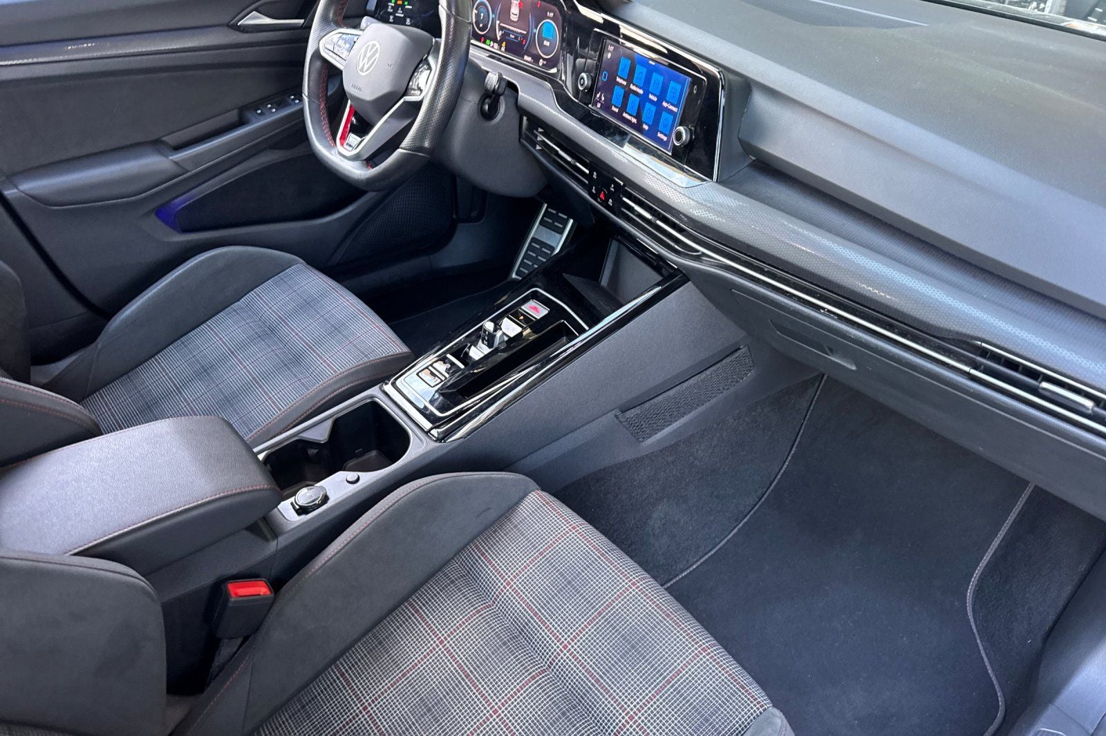 2024 Volkswagen Golf GTI 2.0T S