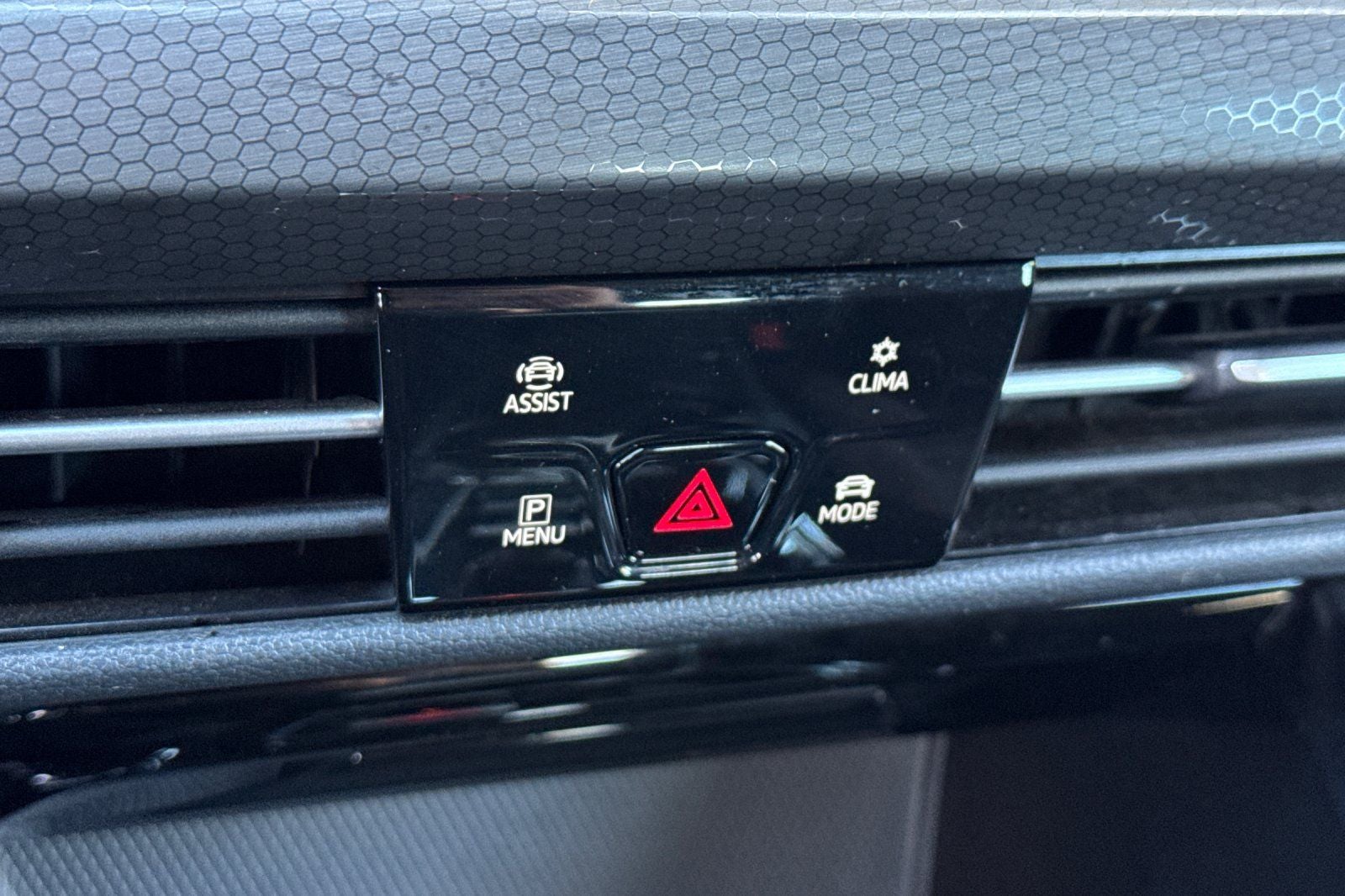 2024 Volkswagen Golf GTI 2.0T S