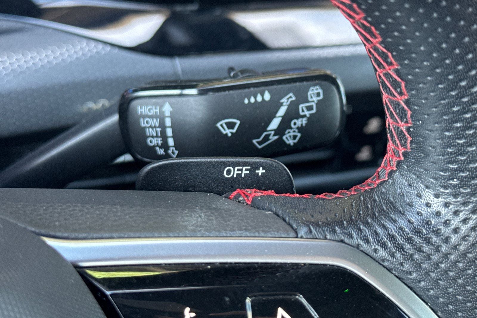 2024 Volkswagen Golf GTI 2.0T S