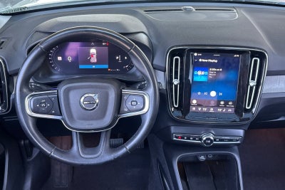 2023 Volvo XC40 B4 Plus Dark Theme