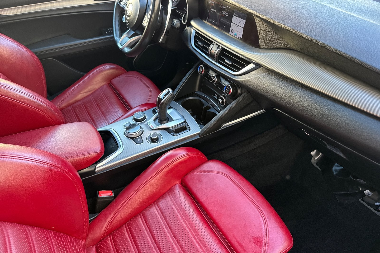 2022 Alfa Romeo Stelvio Veloce