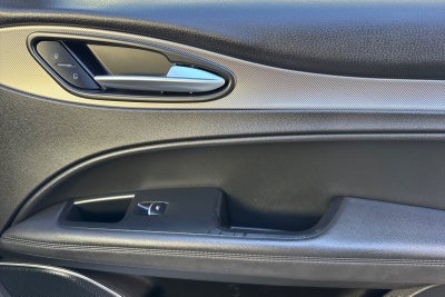 2022 Alfa Romeo Stelvio Veloce
