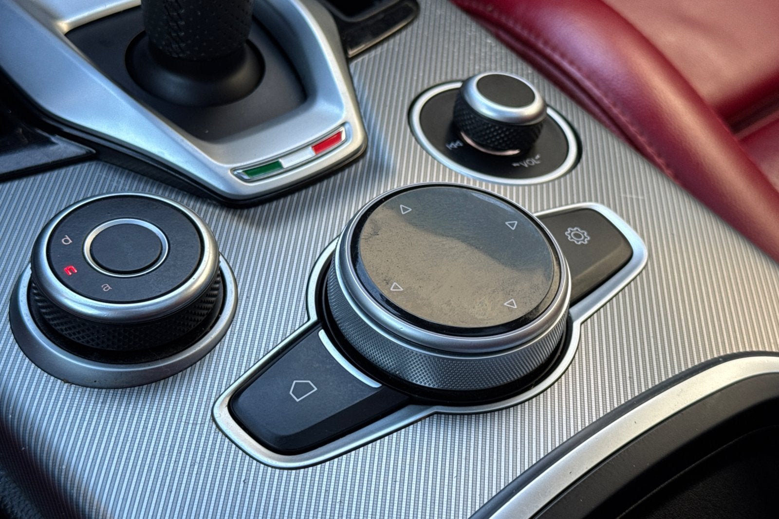 2022 Alfa Romeo Stelvio Veloce