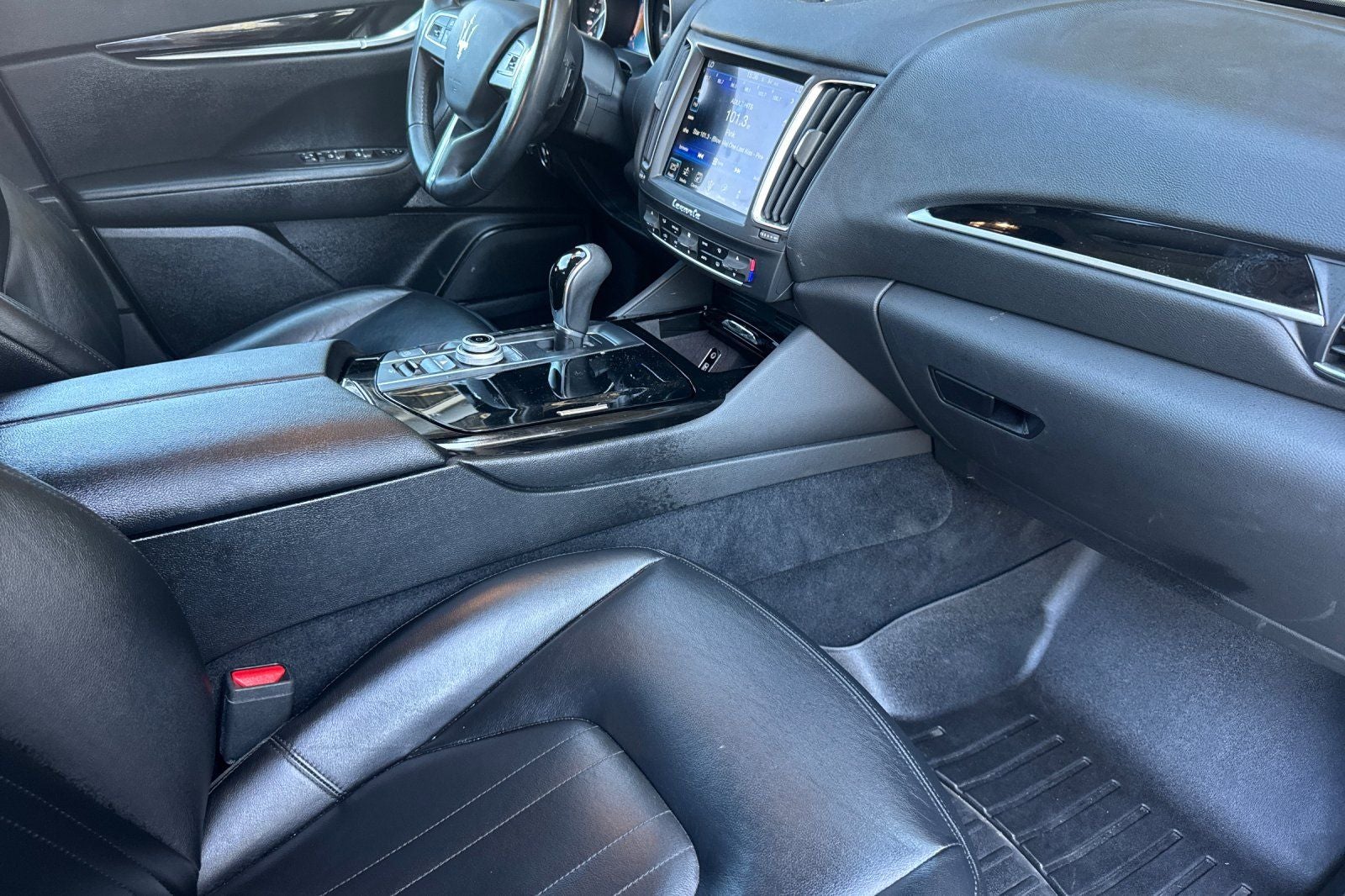 2017 Maserati Levante Base