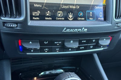 2017 Maserati Levante Base