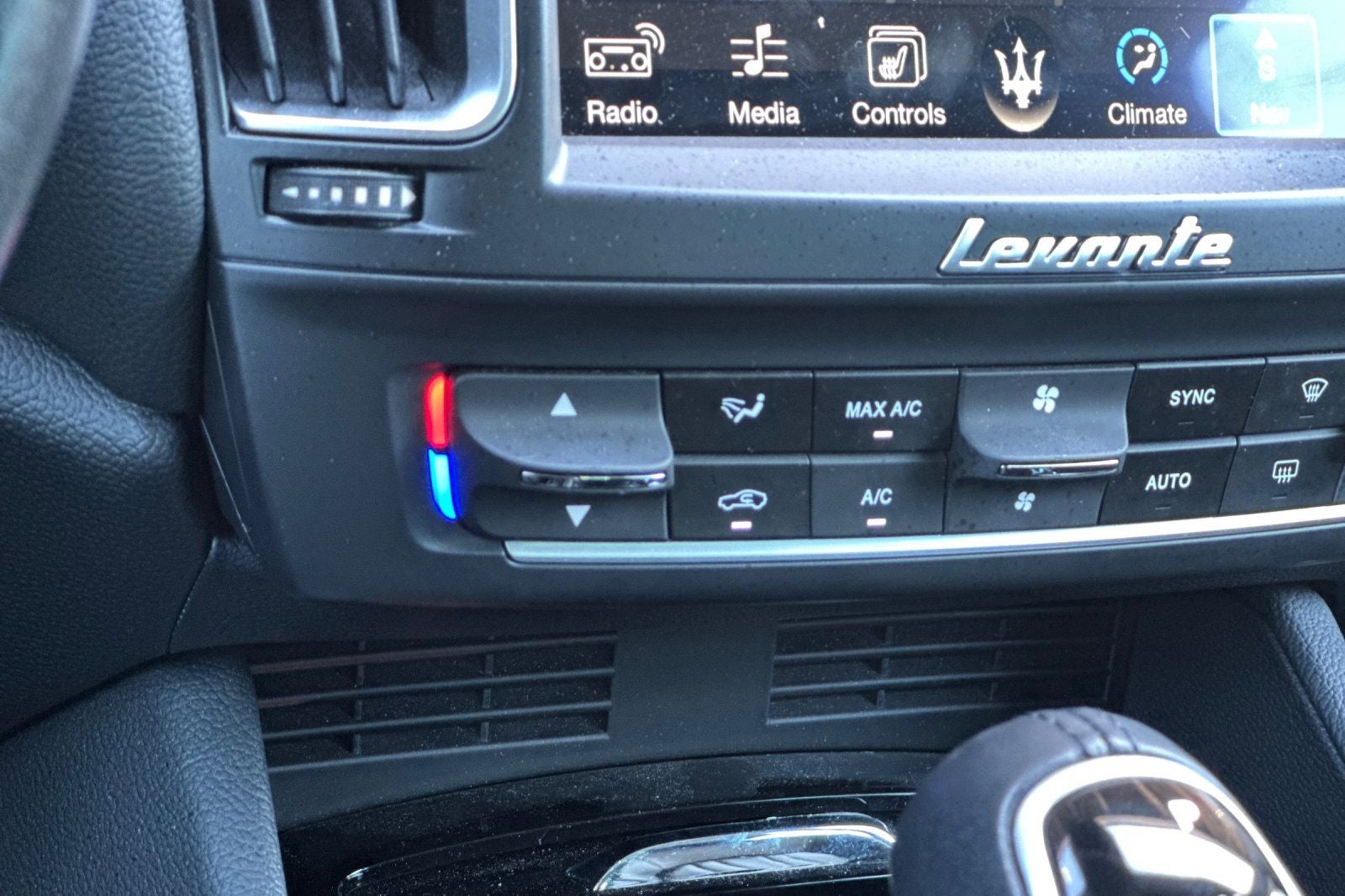 2017 Maserati Levante Base
