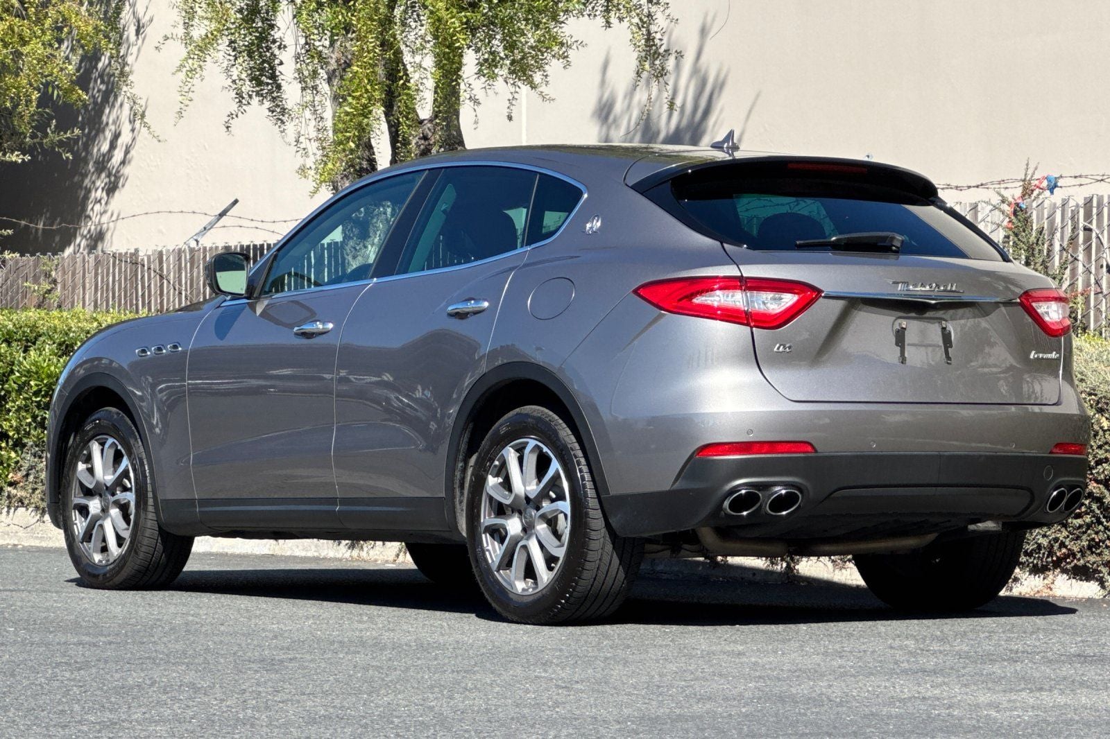 2017 Maserati Levante Base